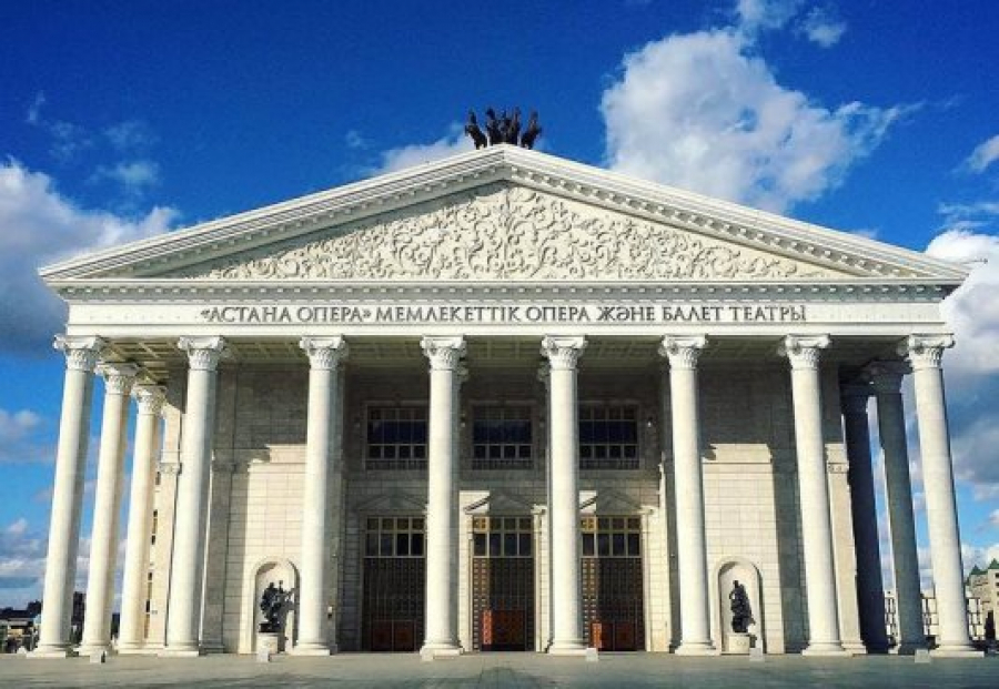 Ұйықтап жатқан жүректі ән оятар