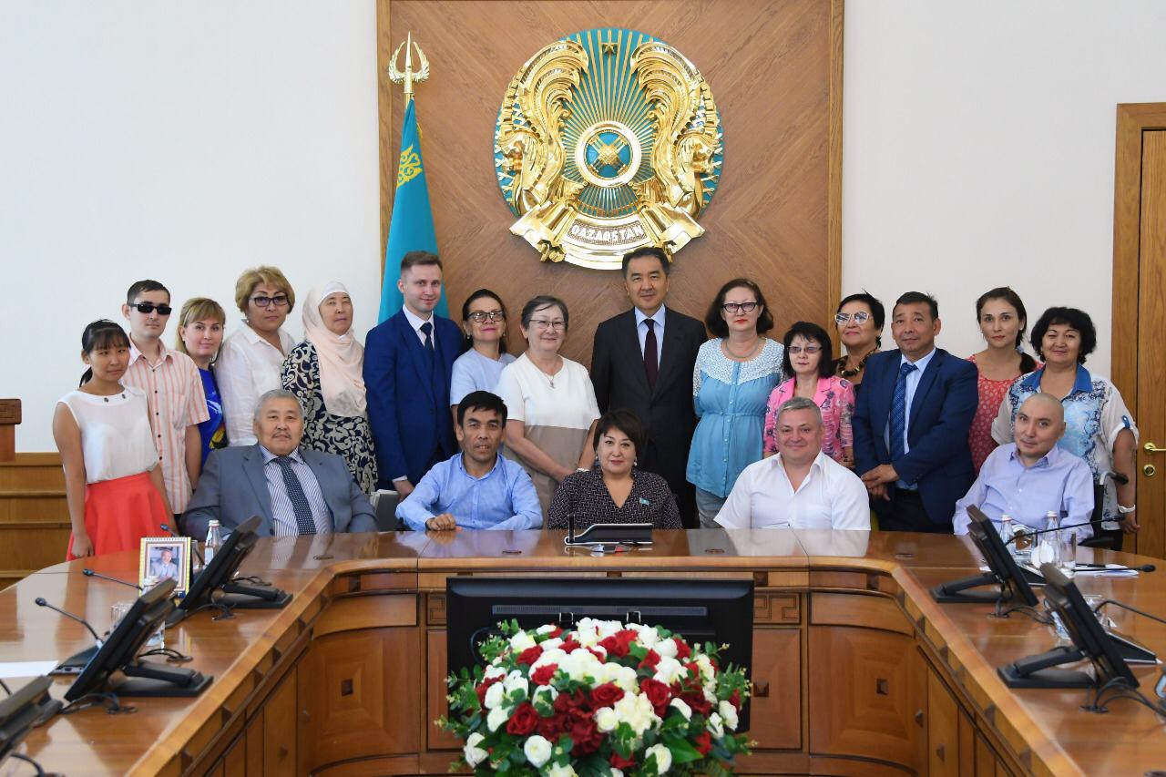 Бақытжан Сағынтаев мүмкіндігі шектеулі жандармен кездесті