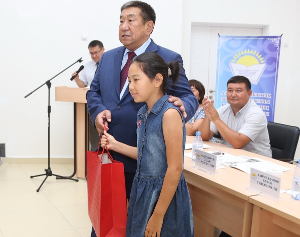 Алматы облысында «Мектепке жол» акциясы басталды
