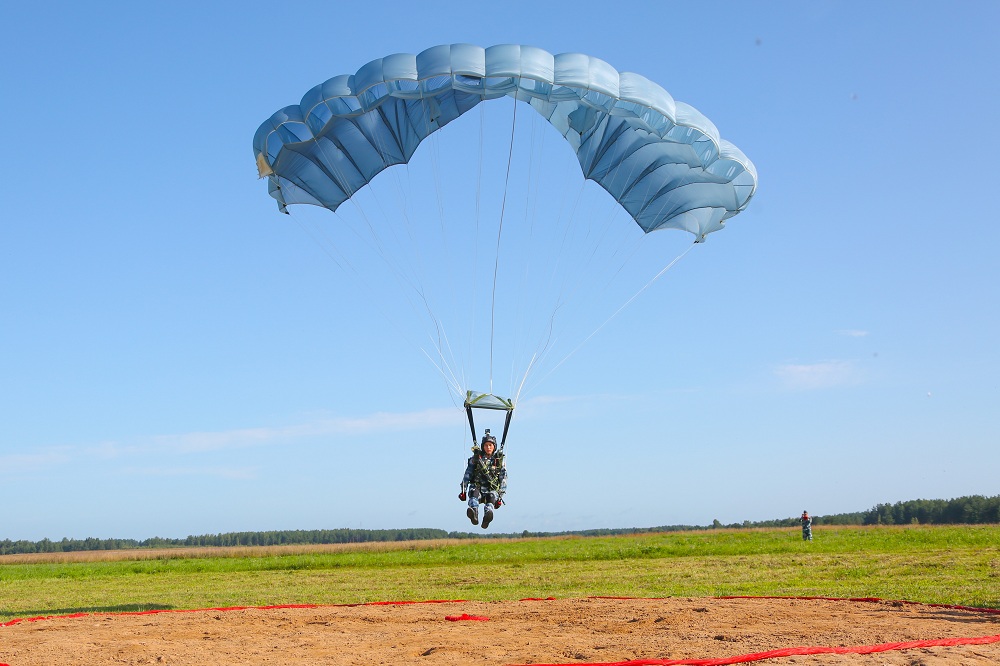 Қазақстандық парашютшілер Халықаралық армиялық ойындарда екінші орынды иеленді