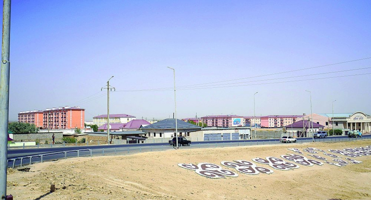 Анасы достарымен ұлын порно арқылы азғырып жатыр. Жабайы жағажайдағы жалаңаш әйелдердің онлайн видеосы