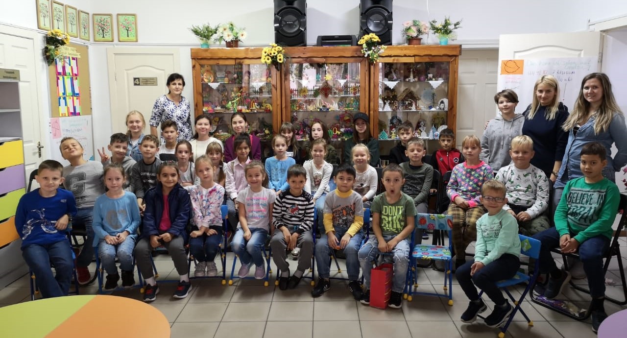 Армян, неміс, орыс жексенбілік мектептері жаңа оқу жылын бастады