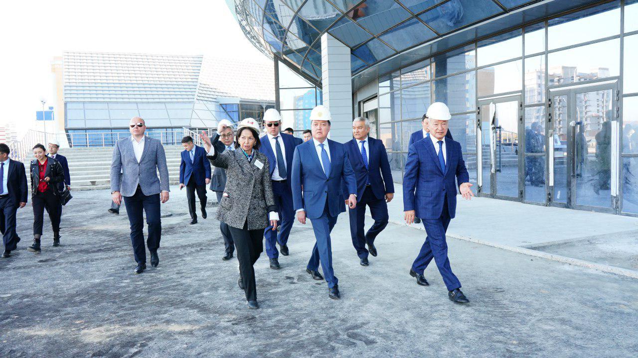 Асқар Мамин Семейге жұмыс сапарымен барды