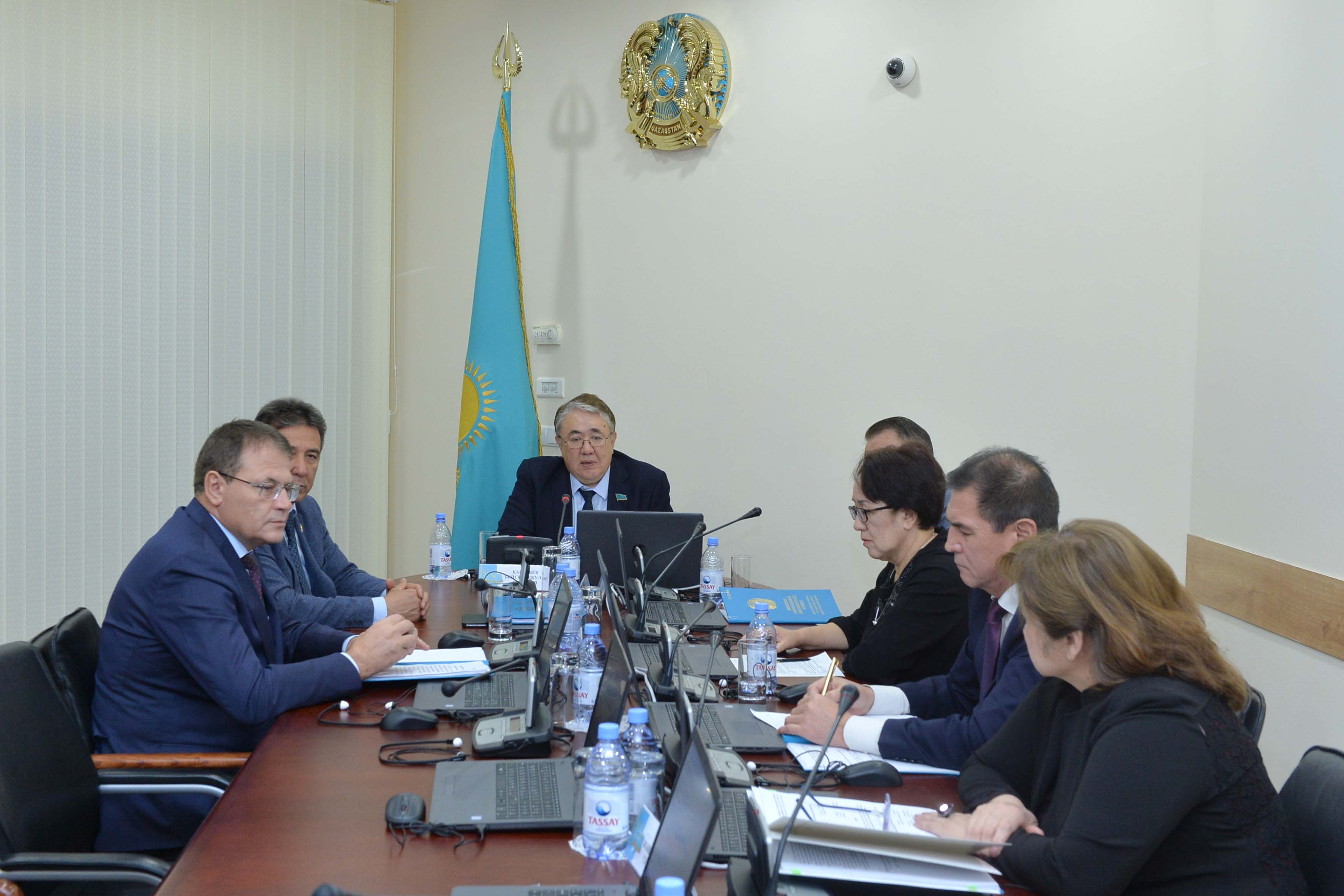 «Қазақстан-Украина арасындағы экстрадициялау туралы шартты ратификациялау туралы» заң жобасы қаралды