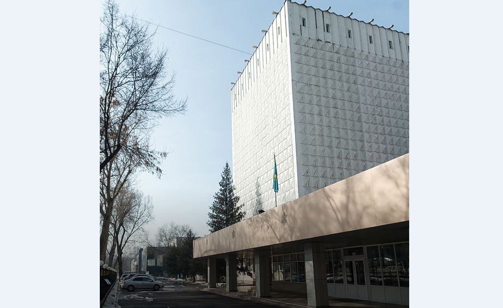 Президент Архивіне – 25 жыл