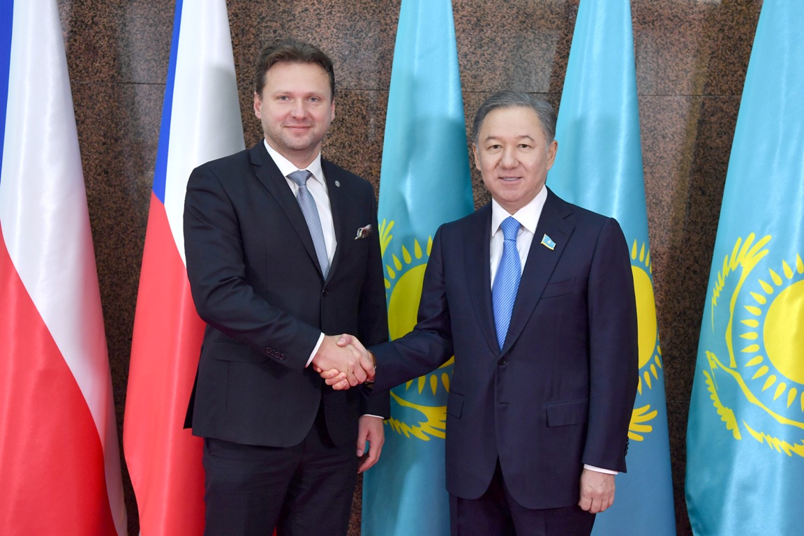 Н.Нигматулин высказался за укрепление казахстанско-чешского межпарламентского сотрудничества