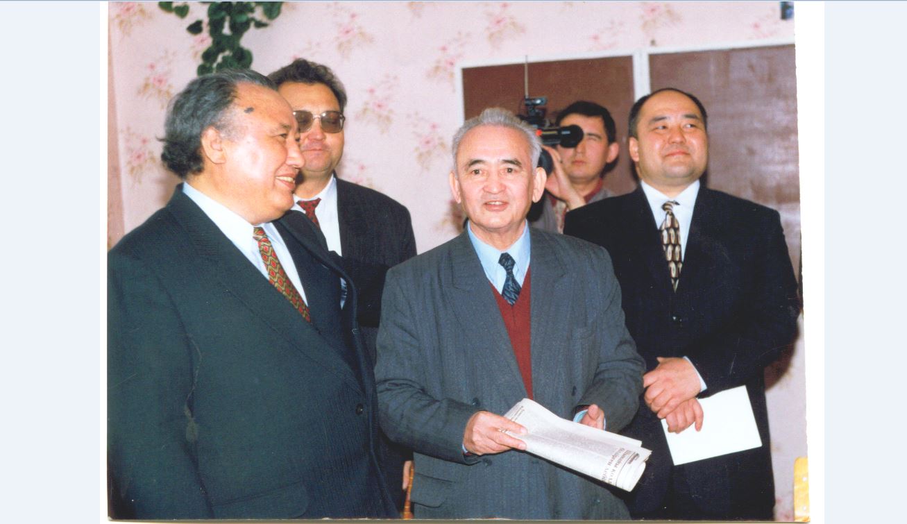 Сөзі де, ізі де қалған қаламгер