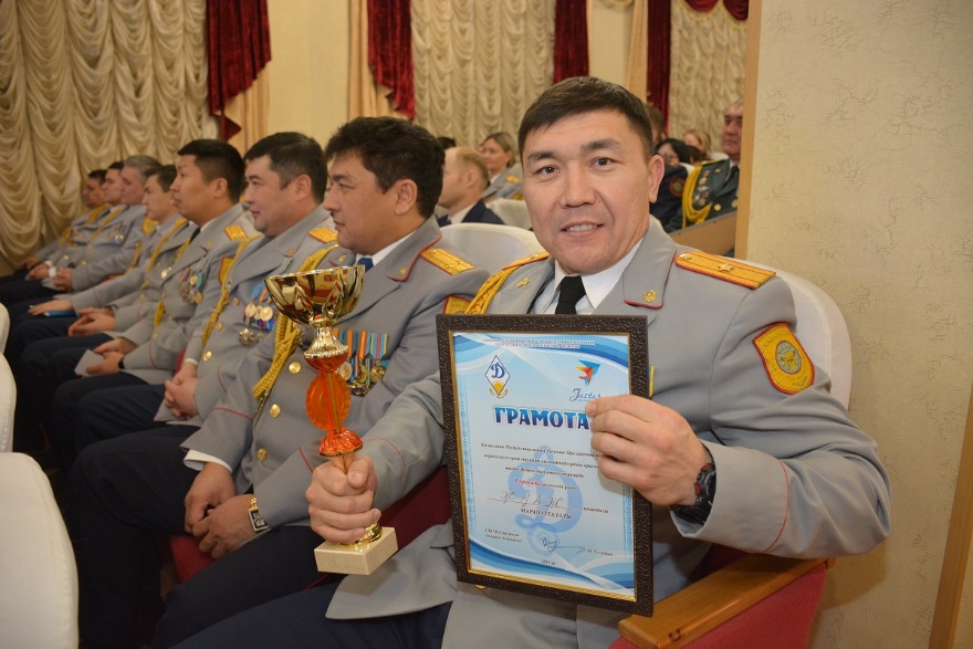 Тұңғыш Президент күні қарсаңында солтүстікқазақстандық 80-нен астам полицей марапатталды