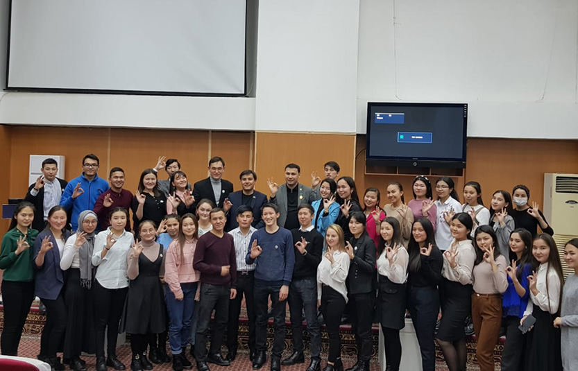 «Астана» телеарнасының басшылығымен кездесу өтті