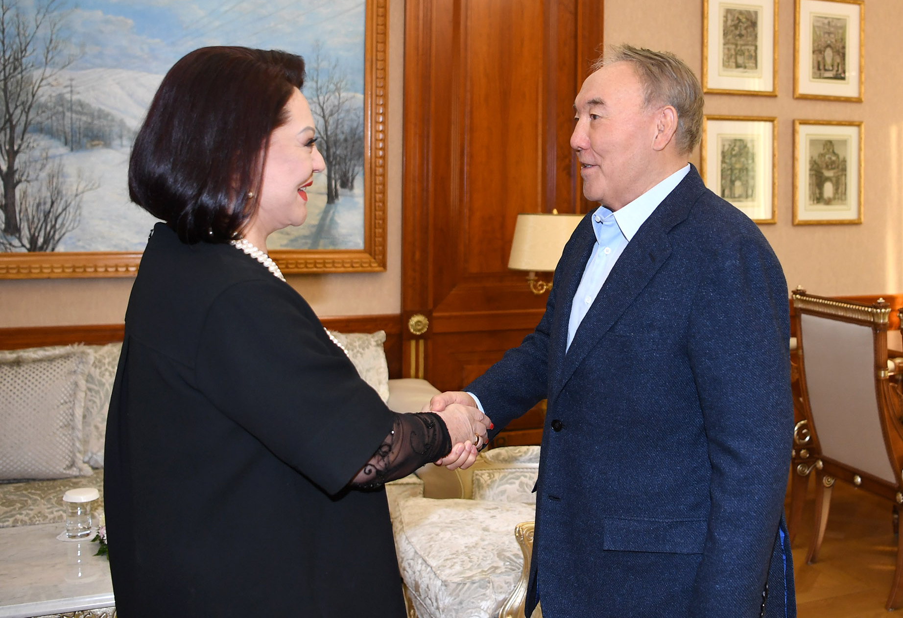 Тұңғыш Президент Элеонора Баталованы қабылдады