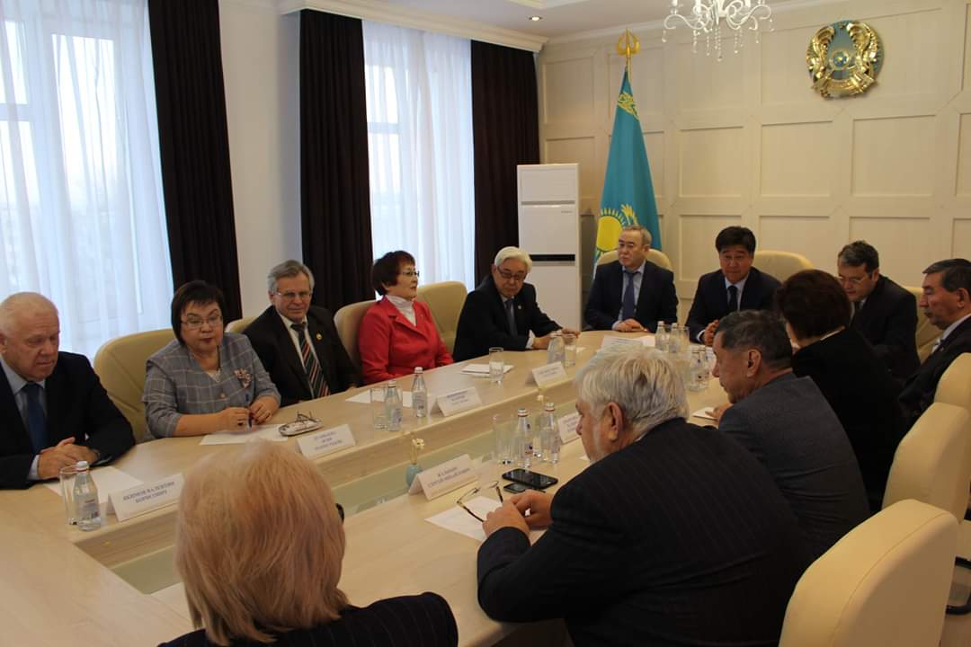 Қостанайда Әлихан Бәйменов мемлекеттік қызметтің дамуы туралы дәріс оқыды