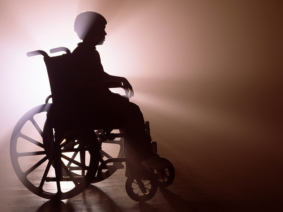 Алматыда Мүгедектердің халықаралық күніне орай қайырымдылық шарасы өтті