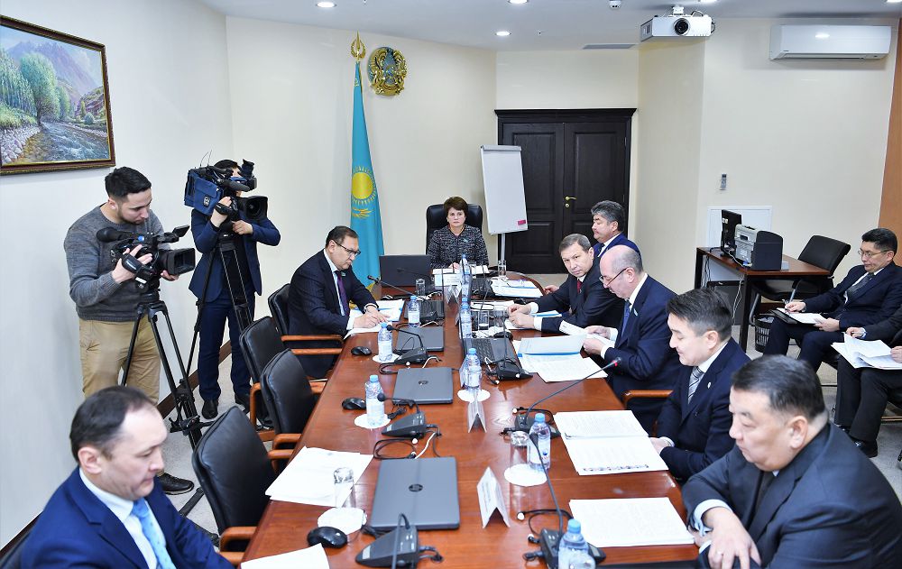 Қаржы және бюджет комитетінің кеңейтілген отырысы өтті