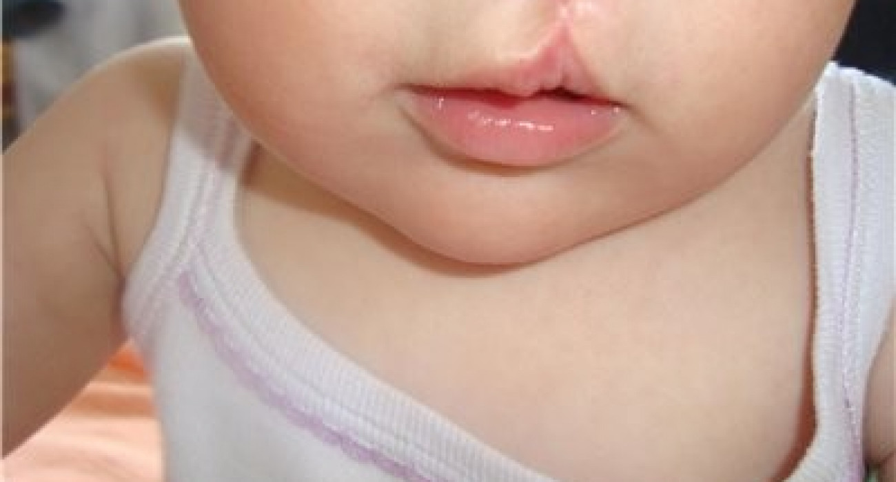 Тіліңізбен клиторды мастурбациялау үшін