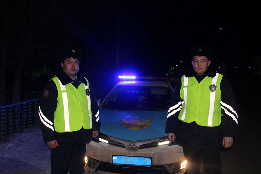 Қызылордалық полицейлер ірі мөлшерде есірткі тасымалдаушыны ұстады