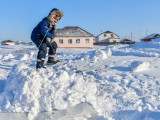 Ильинка ауылының бораннан кейінгі тіршілігінен фоторепортаж