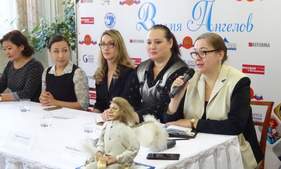 Алматыда «Періштелер уақыты» атты қайырымдылық көрмесі өтті