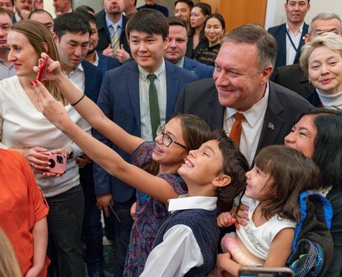 Майк Помпео Қазақстан басшылығымен келіссөздерді асыға күтетінін жеткізді
