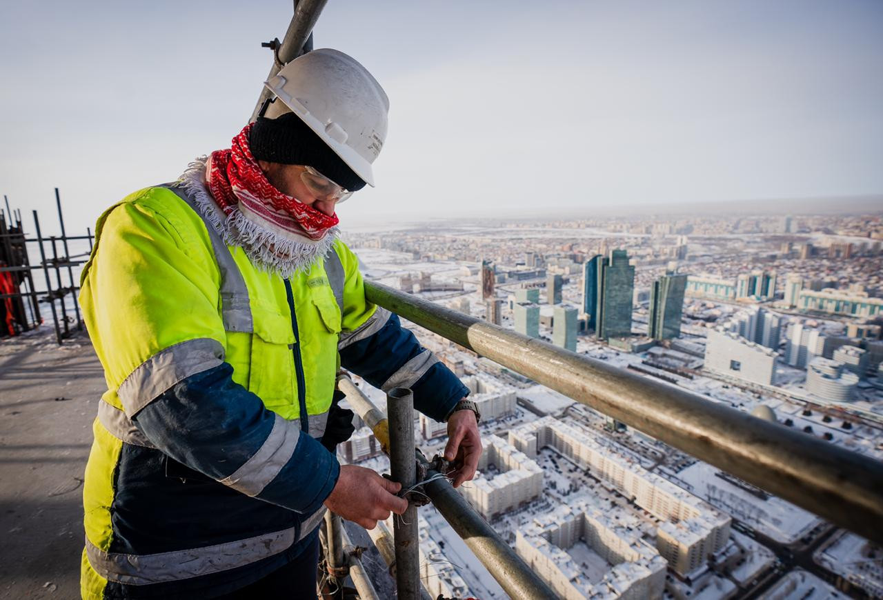 А. Көлгінов: «Абу-Даби Плаза» құрылысын уақытында аяқтау қажет