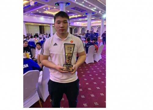 Ауыр атлетика: Азияның үздігі – Рахат Бекболат