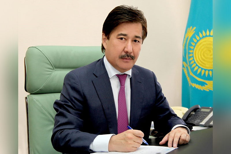 ҚазҰУ ректоры Ғалым Мұтанов Үндістанда халықаралық сыйлыққа ие болды