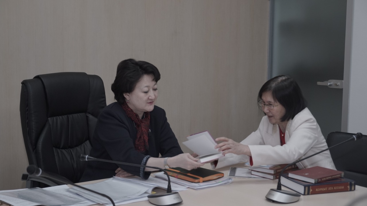 Ақтоты Райымқұлова «Жанұя» отбасын қолдау орталығында азаматтарды қабылдады