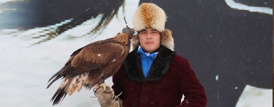 Қансонарда бүркітші шығады аңға...