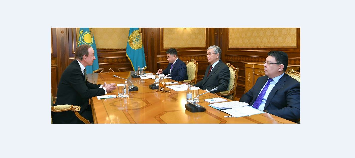 Мемлекет басшысы «Air Astana» әуе компаниясының президентін қабылдады