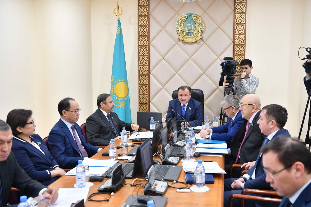 Сенаторлар Өзбекстанмен заңсыз көші-қон келісімнің ратификациясын қарады