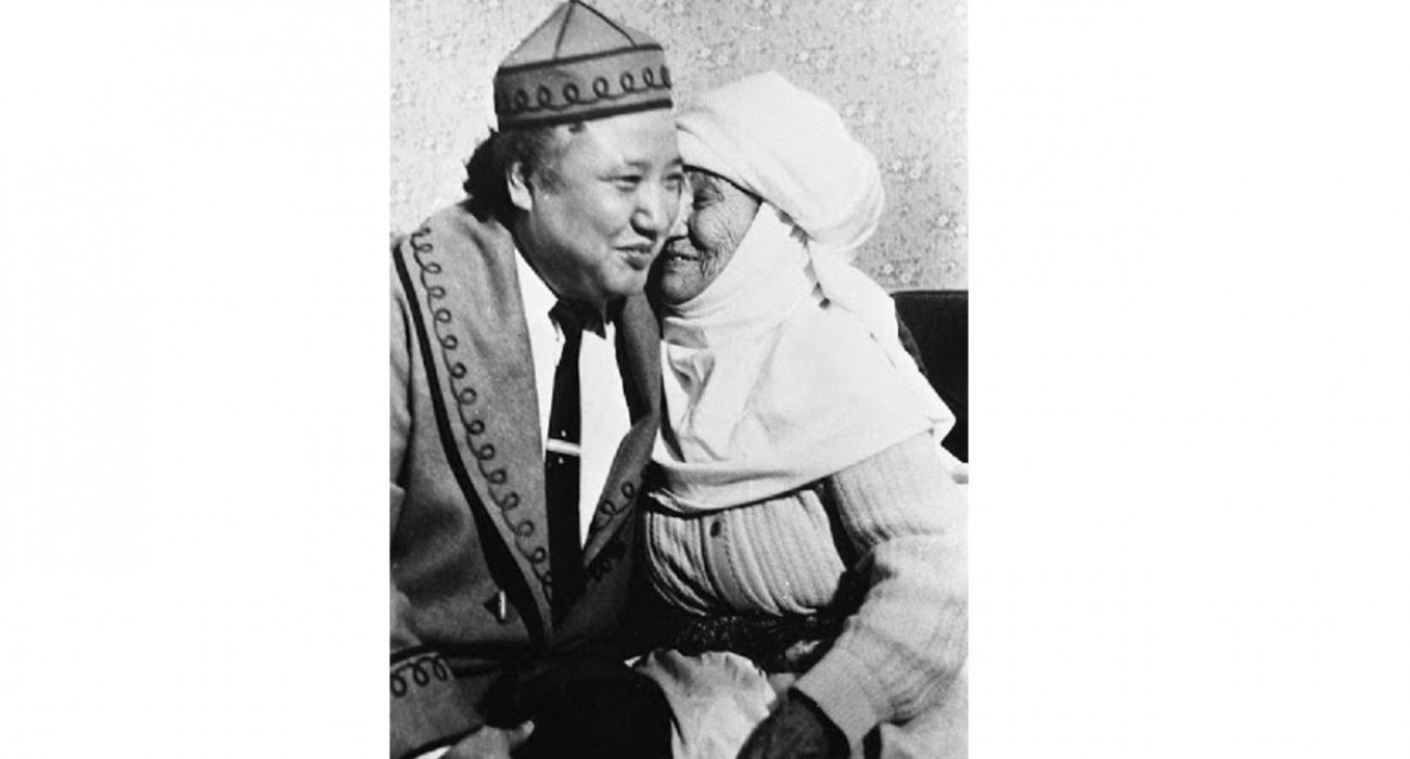 колготки бар ақ трусики фото Қара актрисалар