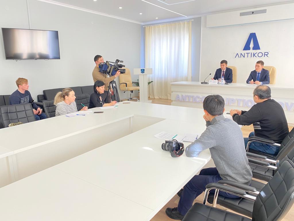 Сыбайлас жемқорлық туралы хабарлама үшін 10,6 млн теңге сыйақы беріледі