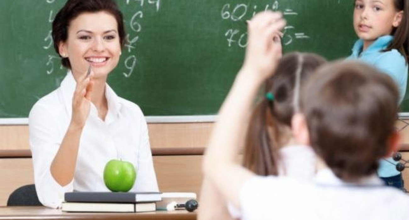 Жалаңаш әйелдер күресі видеолары