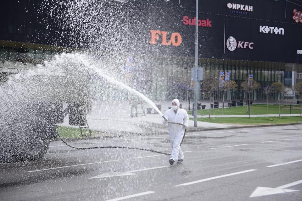 Шымкентте адам көп шоғырланатын орындарға дезинфекция жасалынды