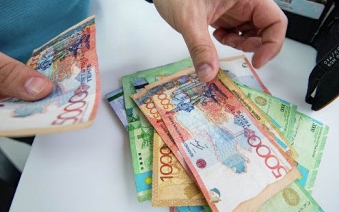 Төтенше жағдай салдарынан жұмысынан айрылғандарға алғашқы әлеуметтік төлемдер беріле бастады