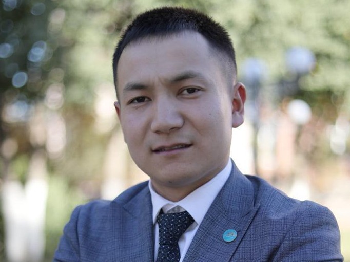 Қайталанатын уақытта, қайталанбайтын сәттер-ай   