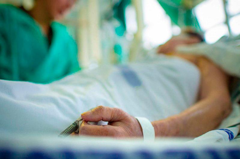 Батыс Қазақстанда провизорлық стационарда 65 адам жатыр