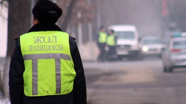 Атырау: Алты азамат блок-бекетті айналып өтпек болған