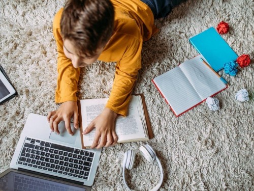 Мектебі жоқ 1200 ауылдың балалары қалай оқиды?