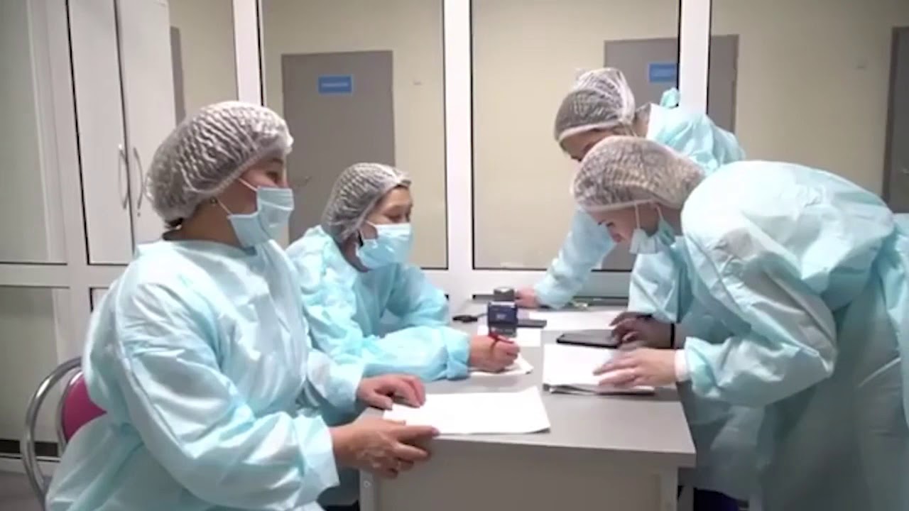 Дмитрий Останькович медицина қызметкерлерінің ерліктеріне ән арнады