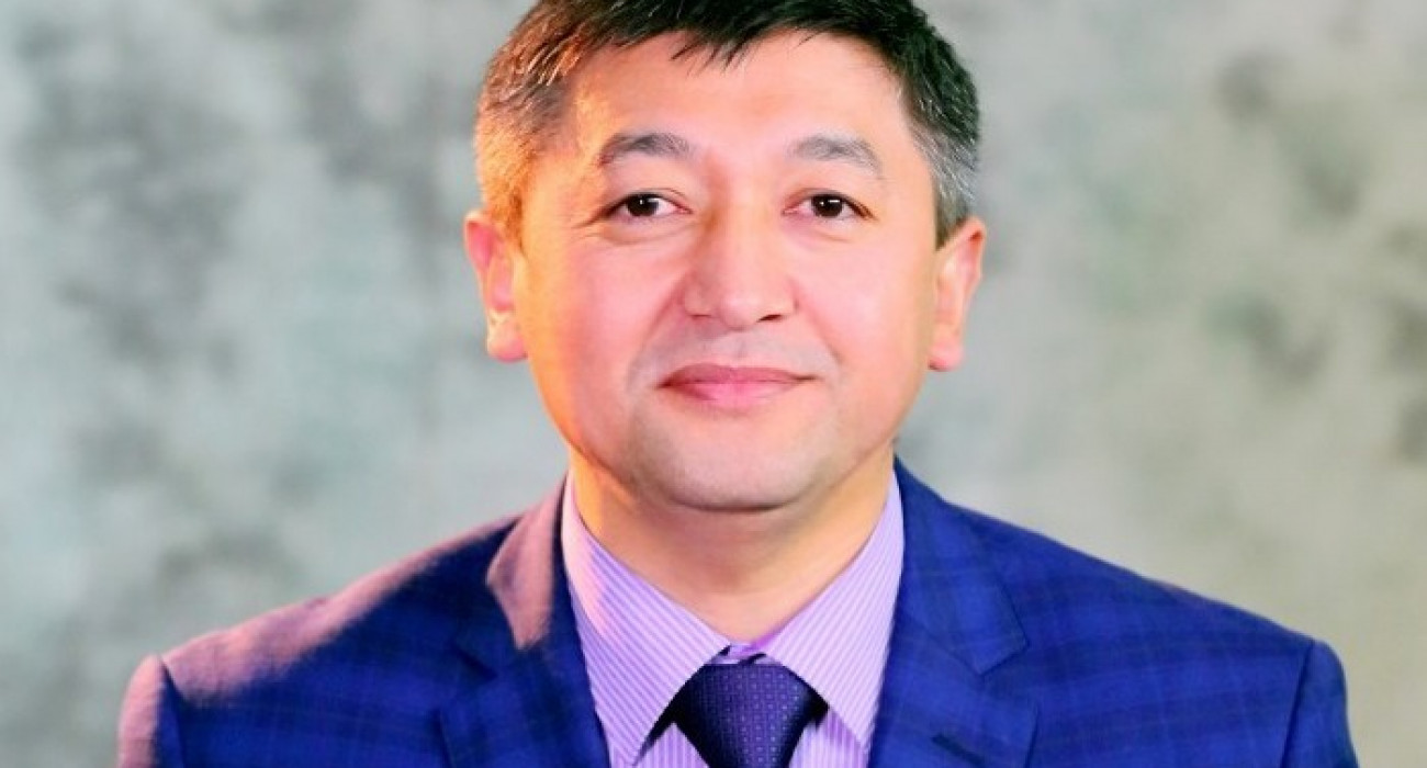 Бұзылған фистинг бейнеленген порно видеолар