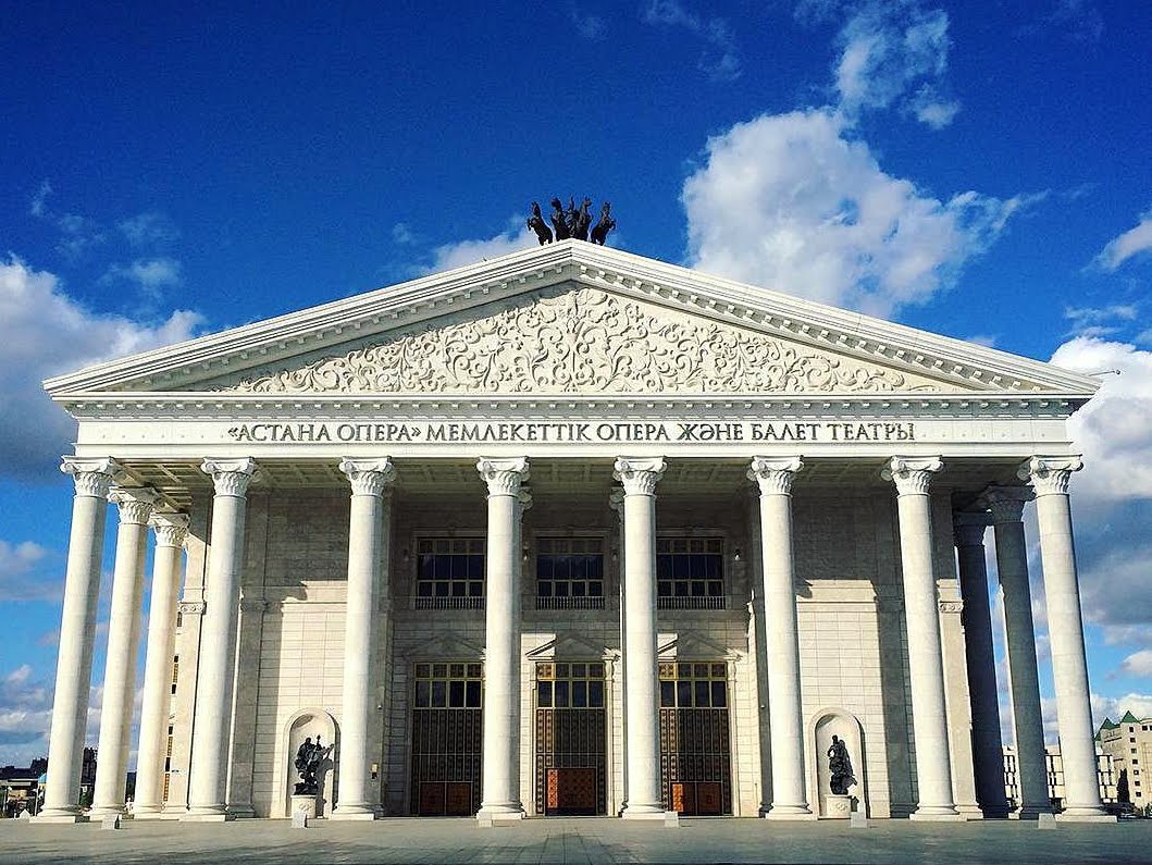 Ақтоты Райымқұлова «Астана Опера» театрының ұжымын құттықтады