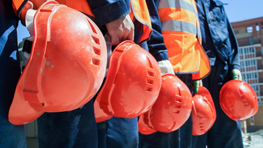 Атырау: 500 жұмысшы жұмысқа шықпай қалды