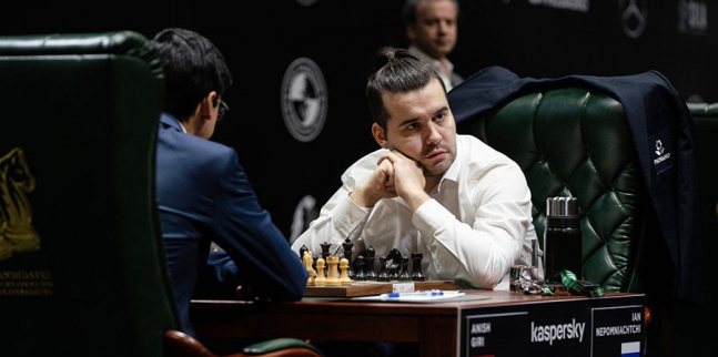 Онлайн-турнирдің үш туры артта қалды