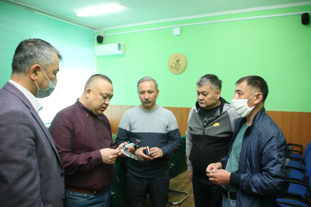 Ерсін Жүнісов: Коронавирусқа шалдыққан науқасты әлемде әлі қолданылмаған әдіспен емдедік