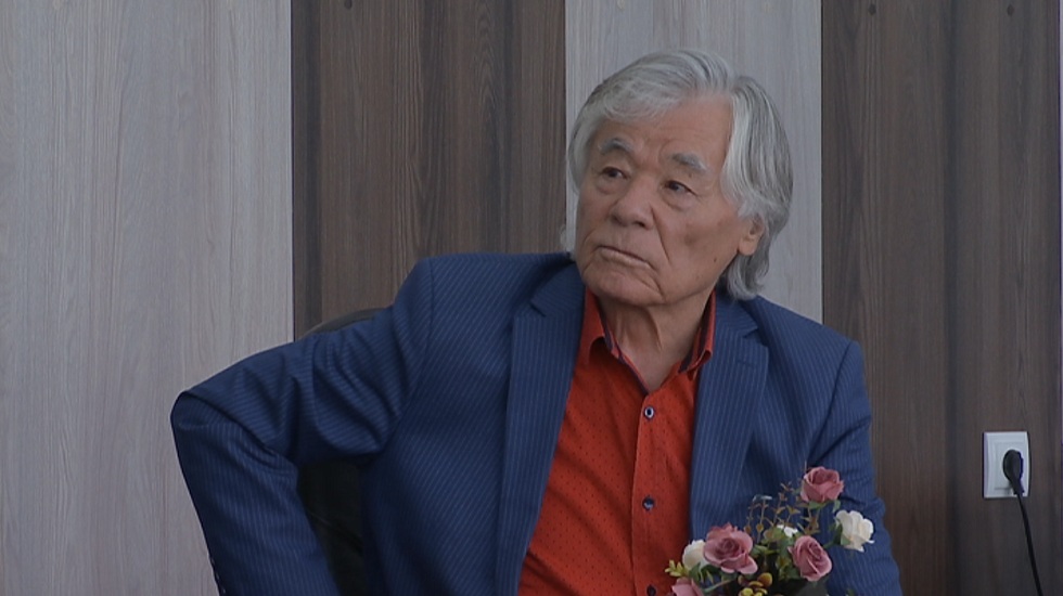 Исраил Сапарбай. «Жүрегімнің түбінде шүкіранам...»