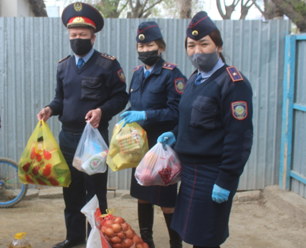 Қызылордалық полицейлер қайырымдылық шарасын өткізді