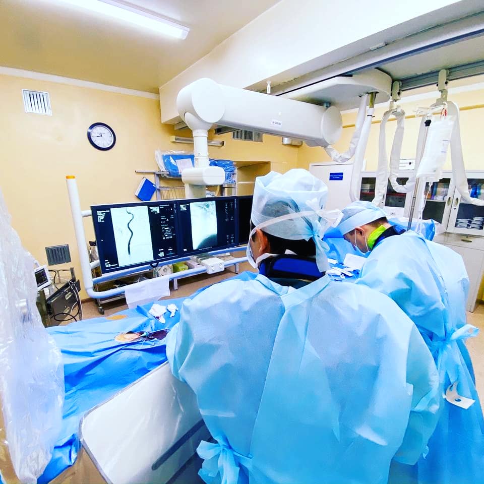 Маңғыстау нейрохирургтері науқастың ішкі ұйқы артериясының аневризмасына ота жасады