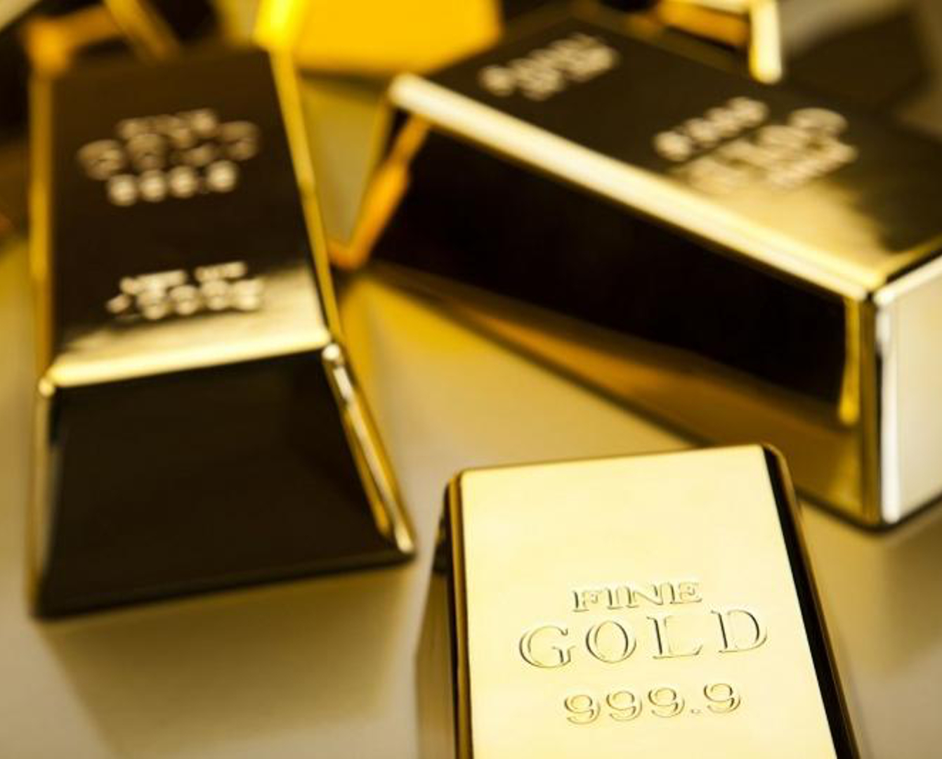 Алтын «сенімді валютаға» айнала бастады