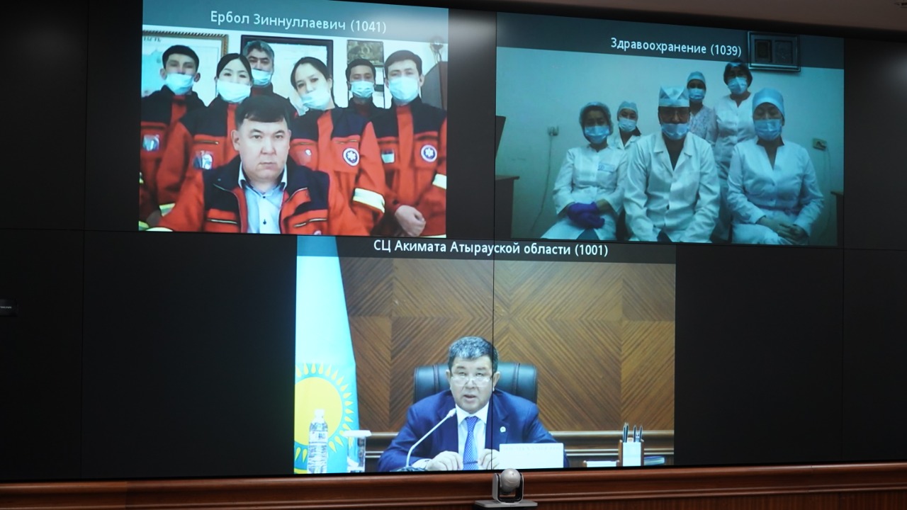 Атырау: Облыс әкімі медицина қызметкерлеріне алғыс айтты