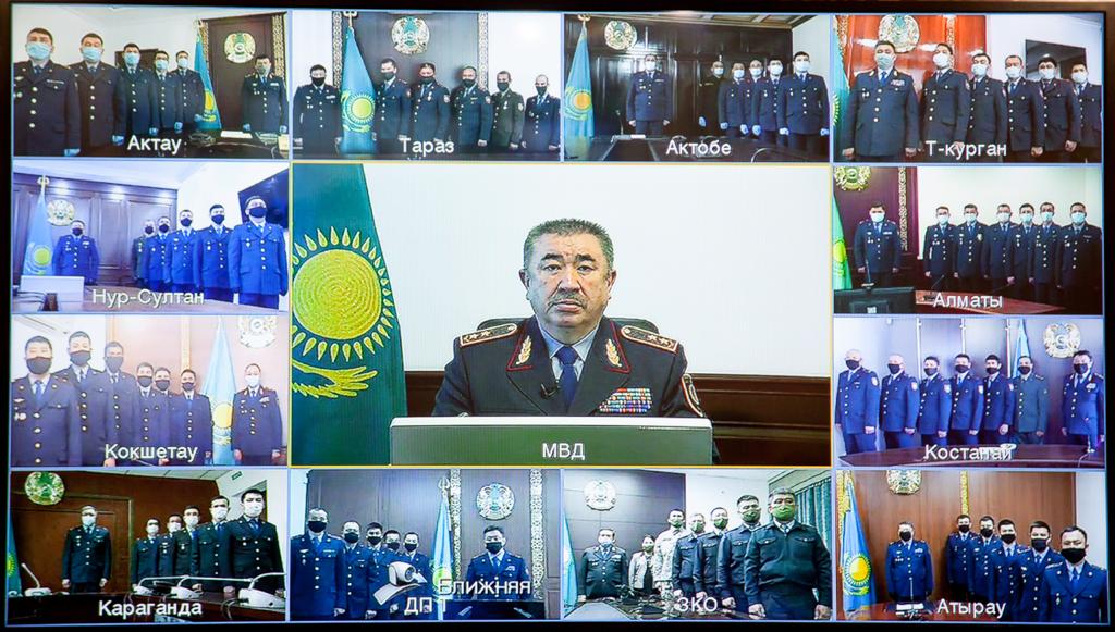 Қызылорда: Полицейлерді министр марапаттады